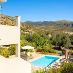 Fedra Villa Poros (Kefalonia)