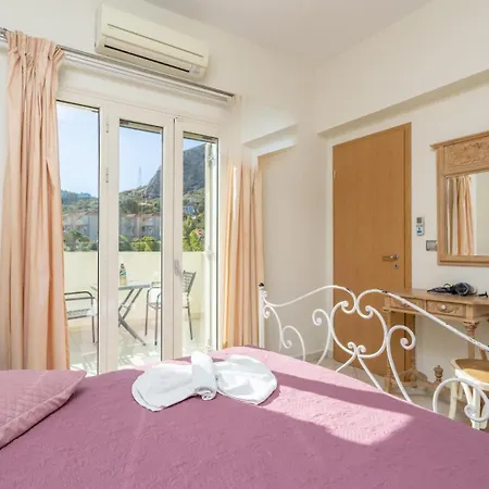 Fedra * Poros (Kefalonia)