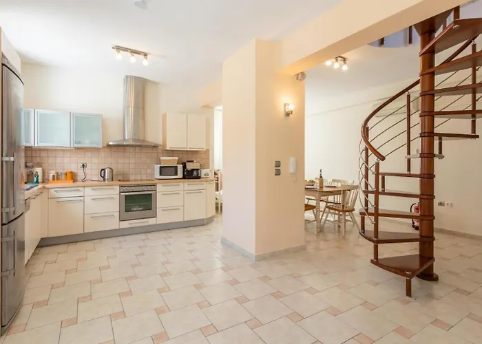 Fedra Poros (Kefalonia)